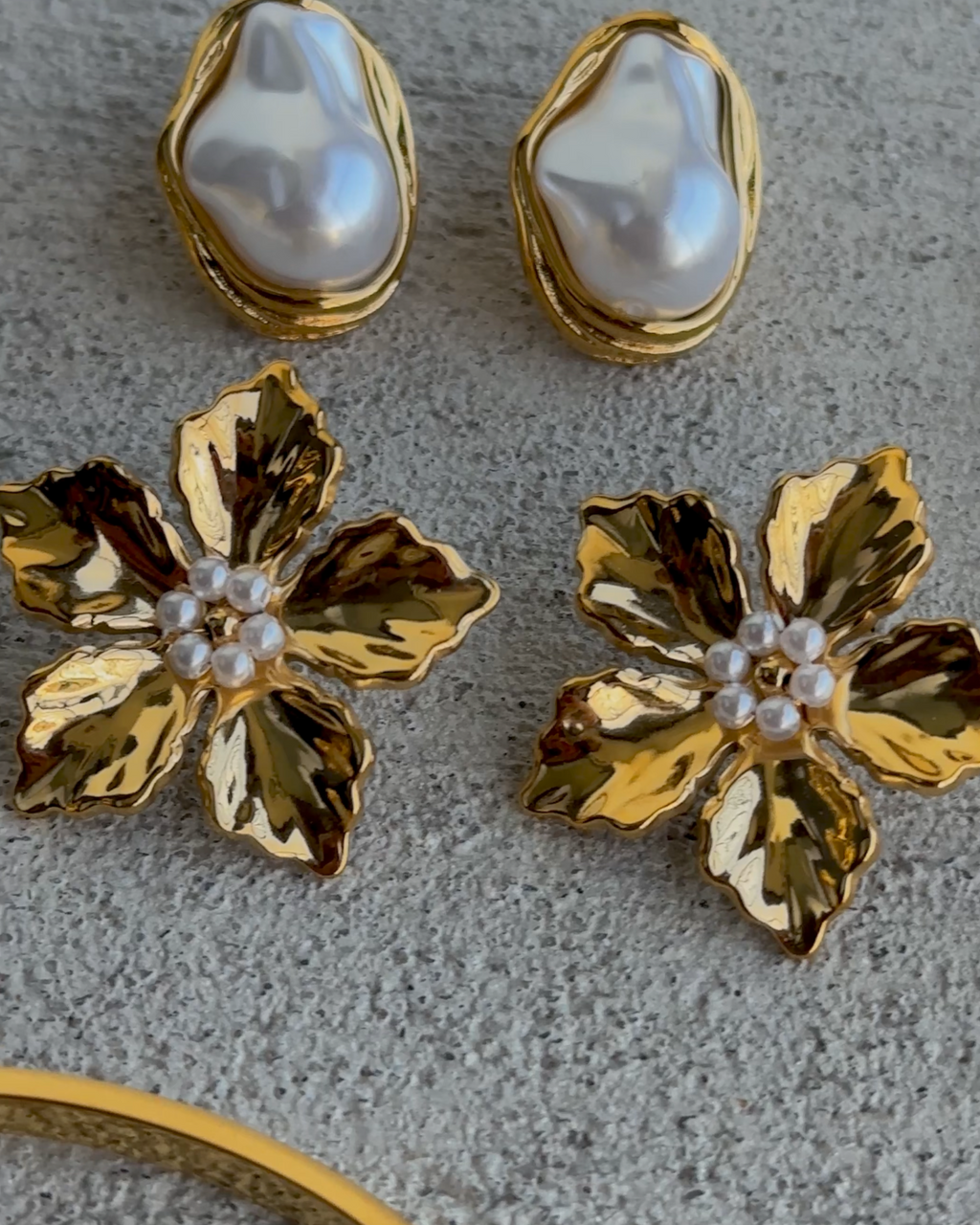 Mirage Flower Gold Earrings