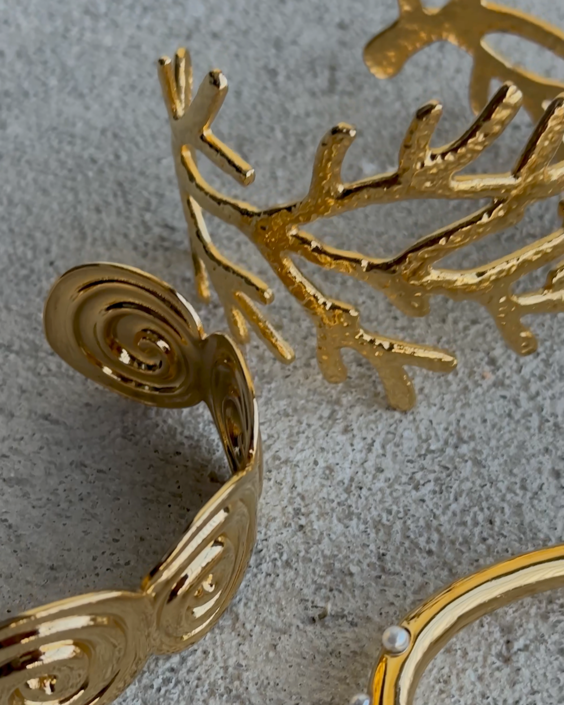 Eterna Gold Bangle Bracelet